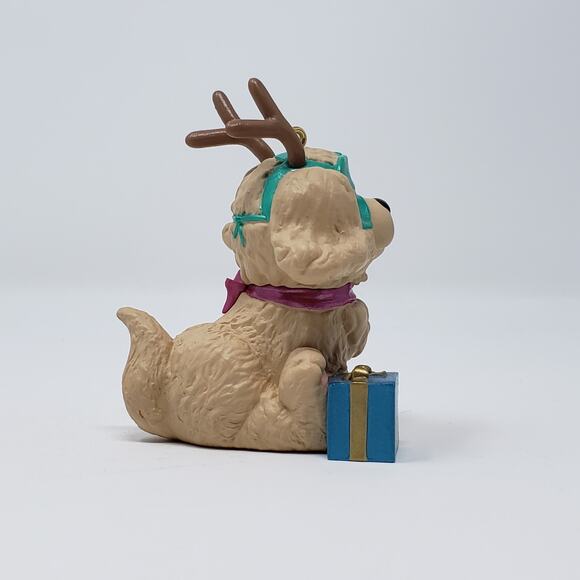 1994 Hallmark Secret Santa Handcrafted Keepsake Holiday Christmas Ornament. - Picture 7 of 8